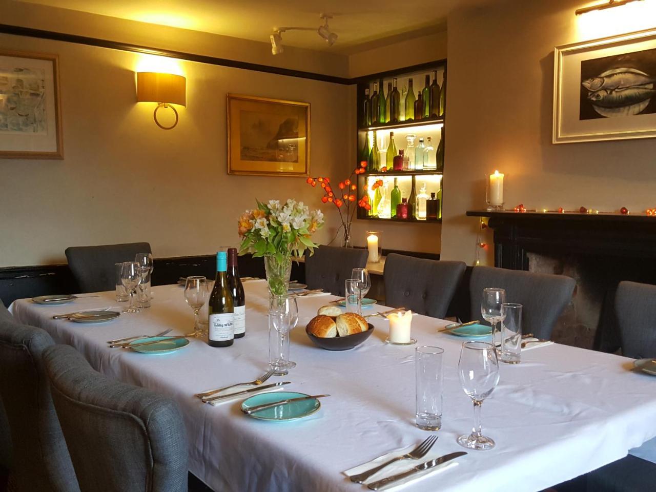 The Lamb Inn Crediton Exterior photo